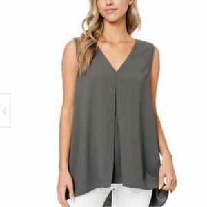 NWT Fever Ladies Solid Olive Colors Sleeveless V Neck Tunic Size S